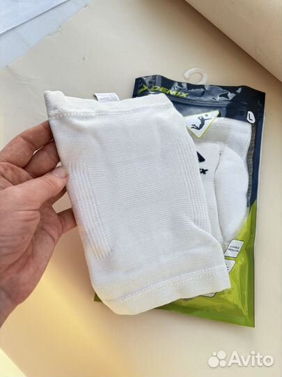 Наколенники для волейбола demix размер L