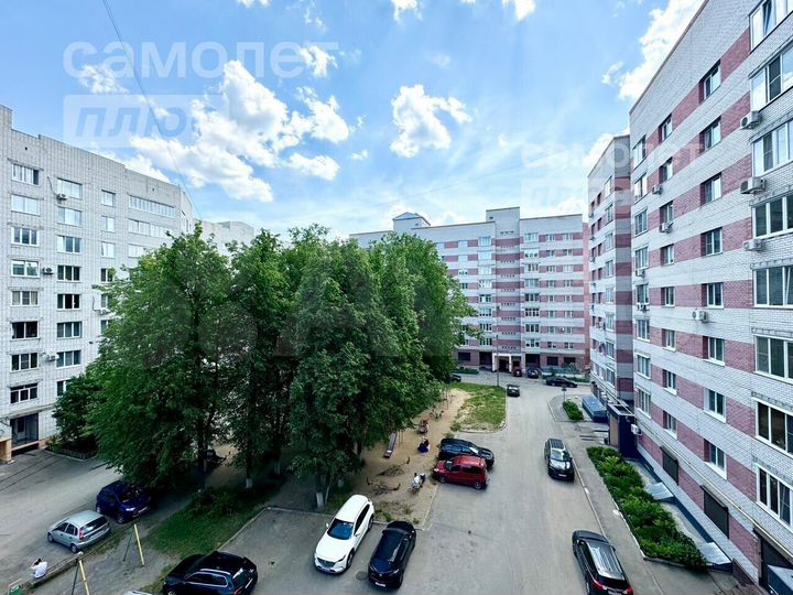 2-к. квартира, 82,8 м², 5/9 эт.