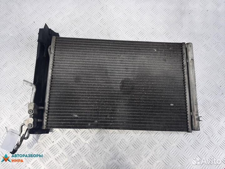 Радиатор кондиционера BMW 1 E81/E82/E87/E88 2006