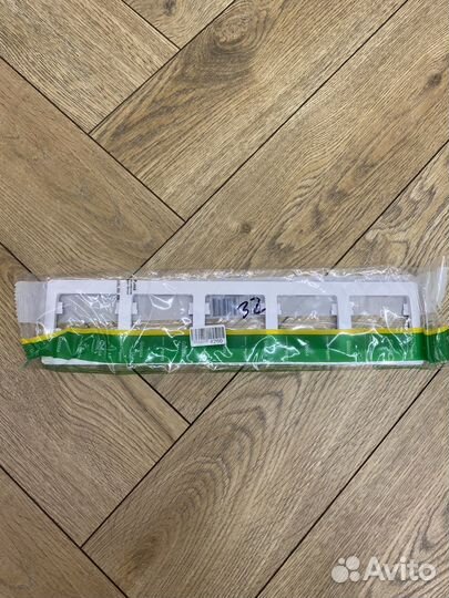 Розетки и рамки Schneider Electric