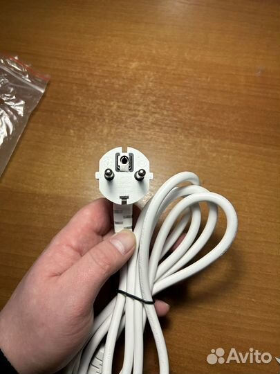 Кабель питания IEC C13 - Евровилка, 1.8м, белый