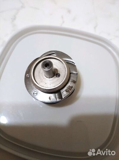 Челнок со шпульками и лапка для Minerva 72122-101