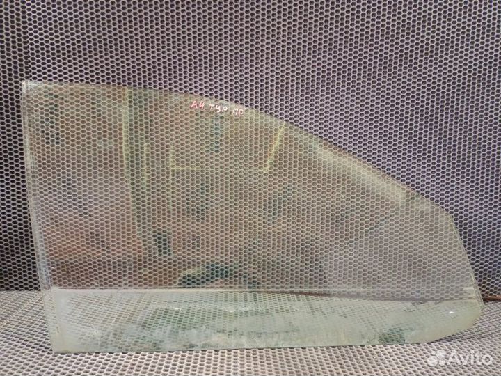 Стекло двери переднее правое Skoda Octavia A4 tour