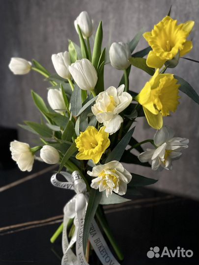 Букет цветов, букет на 14 февраля, букет на 8 март