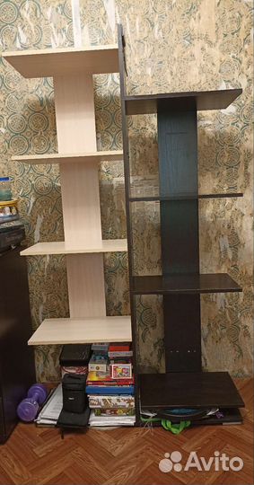 Стеллаж с полками