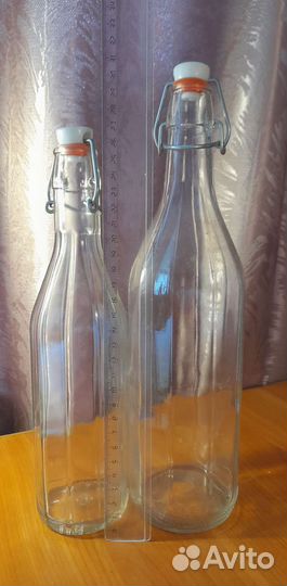 Бутыли из прозрачного стекла, Италия