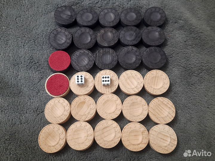 Фишки для нард и шашек 3 см с подложкой