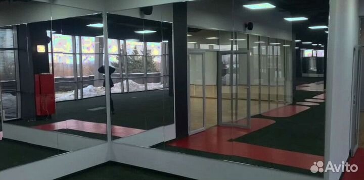 Зеркала в залы