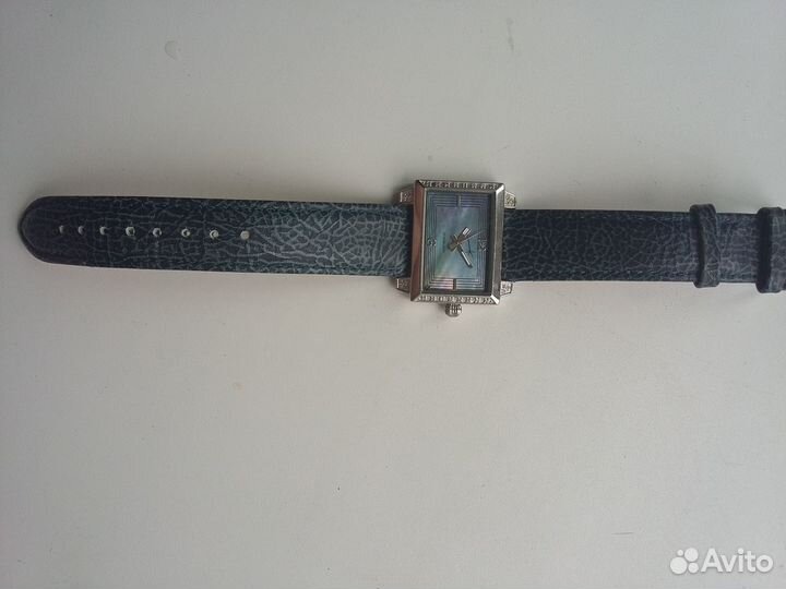 Мужские женские наручные часы