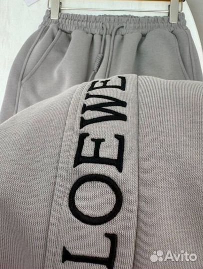 Спортивный костюм женский Loewe