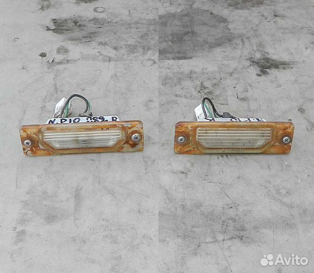 Плафон подсветки номера Nissan Primera P10