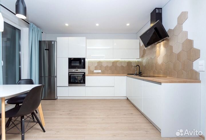 Кухня угловая на заказ.мдф фасады