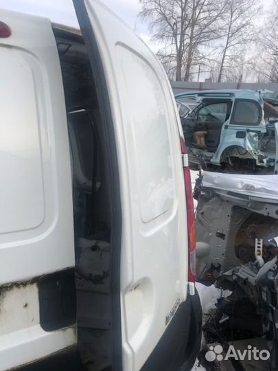 Дверь задняя правая Renault Kangoo 2003-2008