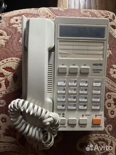 Телефон б/у