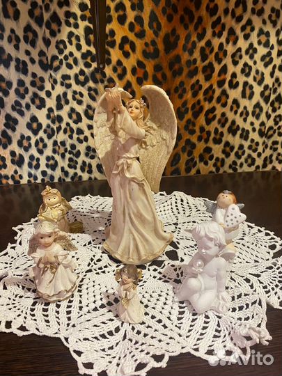 Статуэтка ангел