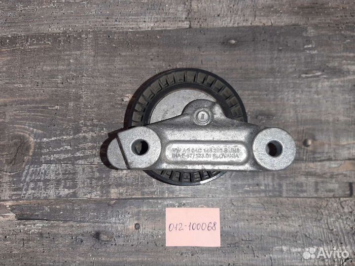 Ролик натяжной ремня генератора VAG