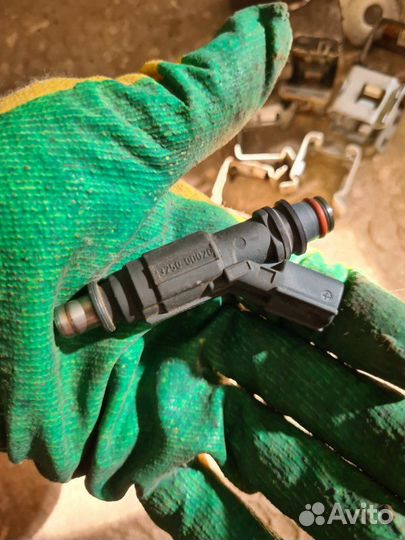 Форсунка топливная Toyota Corolla E120 1.4 2003