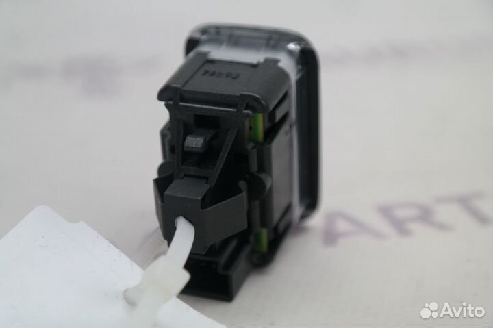 Кнопка Mercedes GLE-Coupe C292 2015-2019