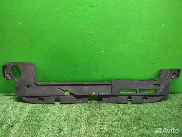 Накладка замка капота Toyota Auris E150 2009