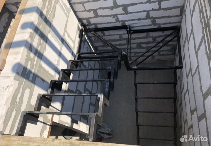 Лестницы на металлокаркасе