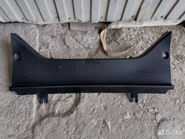 Обшивка багажника Mercedes-Benz CLS-Класс