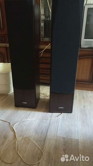 Продам колонки и усилитель Ямаха