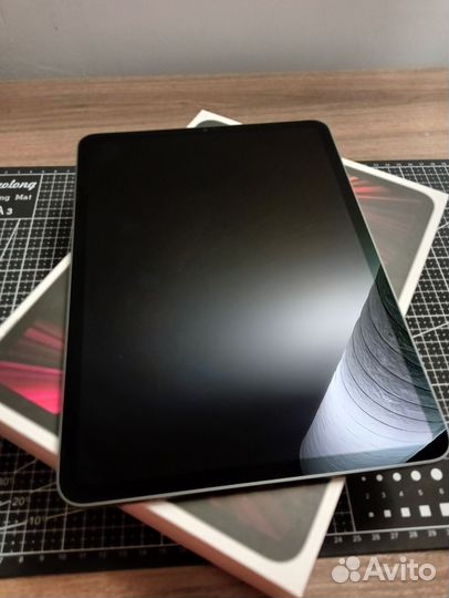 Планшет apple iPad pro 11
