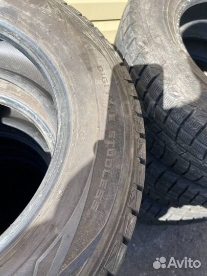 Dunlop SP Winter Maxx WM01 215/65 R16