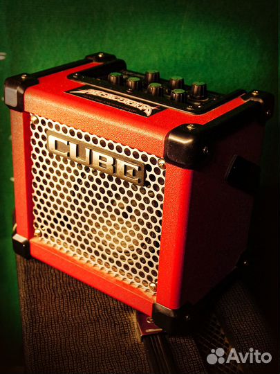 Гитарный комбоусилитель Roland Micro Cube GX Red