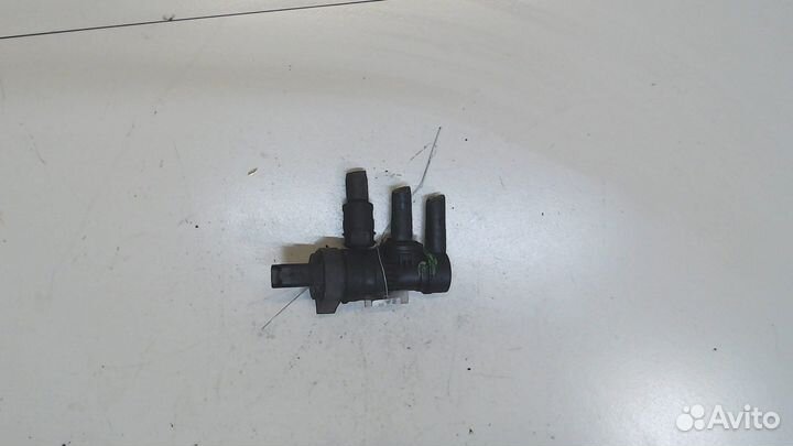 Клапан Citroen DS3, 2011