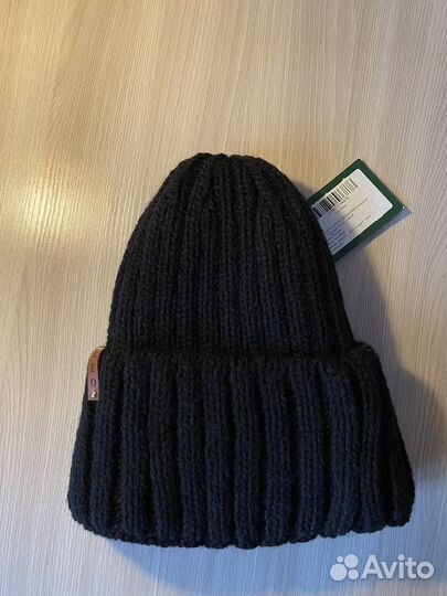 Женская зимняя шапка