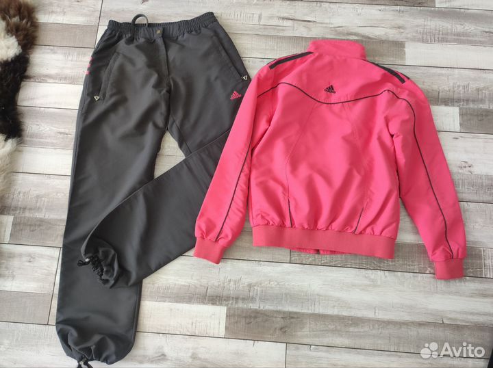 Костюм спортивный