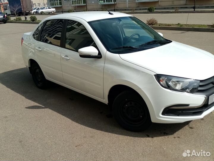LADA Granta 1.6 МТ, 2023, 18 000 км