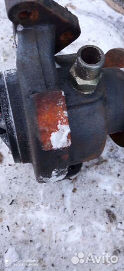 Помпа водяная к 700