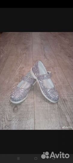 Туфли для девочки 28 размер(18,5 см)