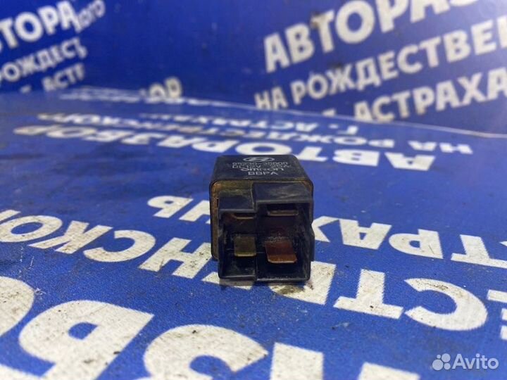 Реле Hyundai Accent седан 2006