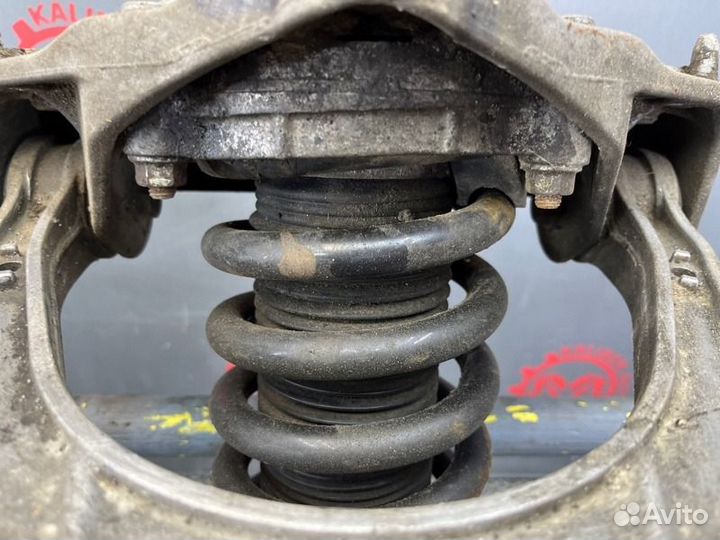 Стойки амортизаторы передние Volkswagen Touareg