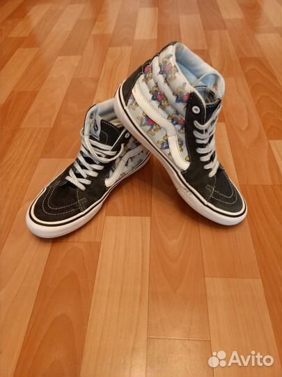 Высокие кеды Vans