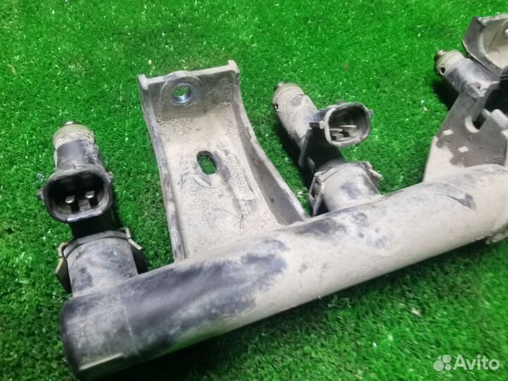 Форсунка топливная Citroen C4 седан 1.6 116Л.С