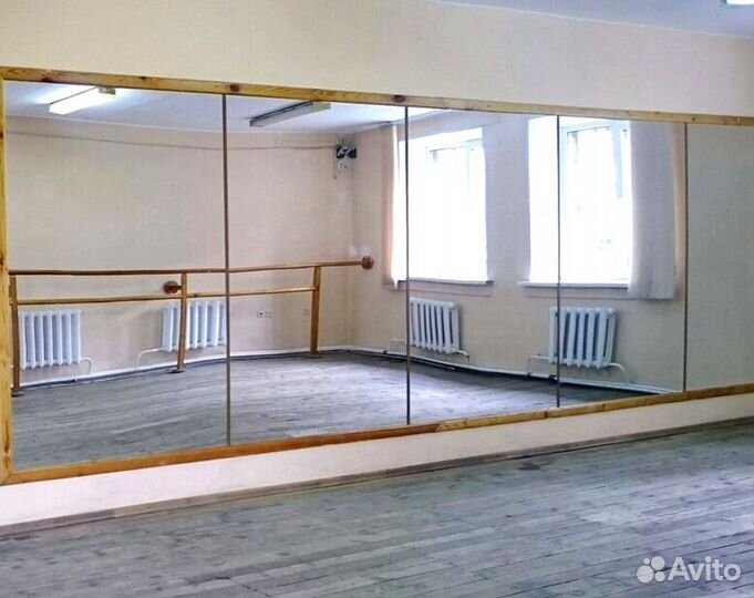 В спортзал зеркало