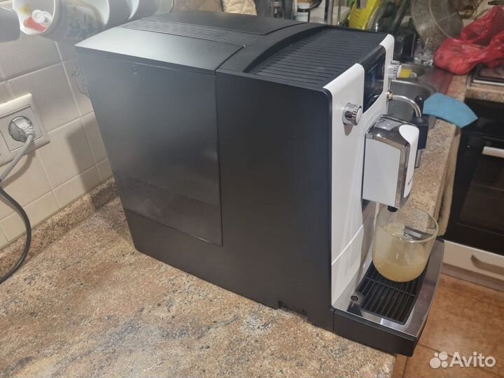 Кофемашина Nivona 560