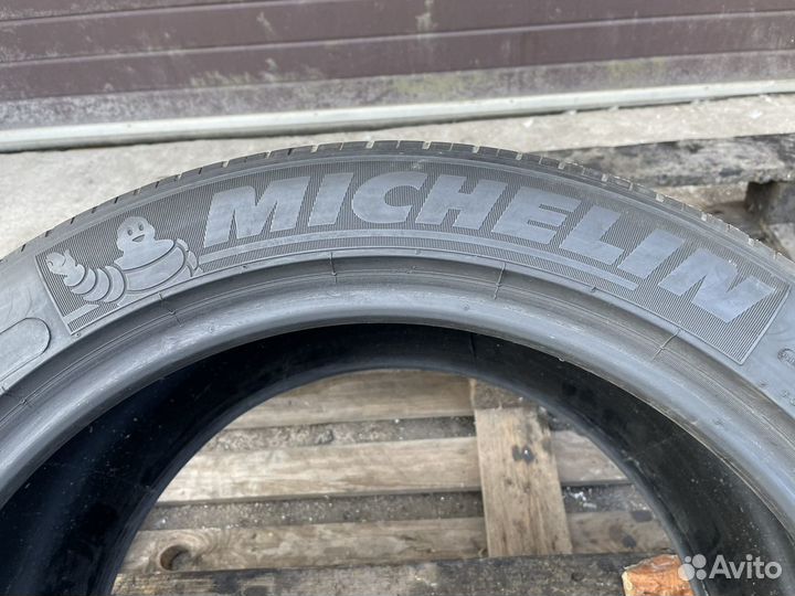 Michelin Pilot Sport PS2 275/40 R19