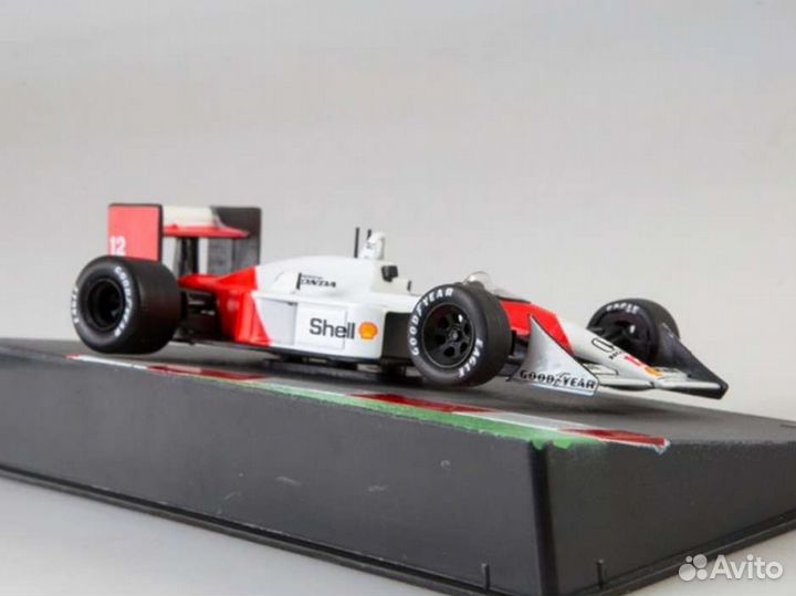 Модель McLaren mp4/4