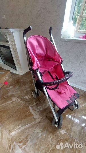 Прогулочная коляска
