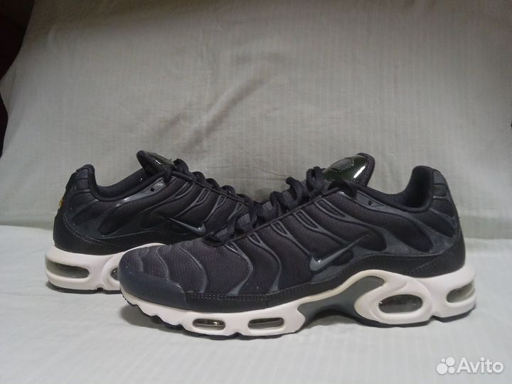 Кроссовки Nike Air Max Plus Оригинал (43.5)