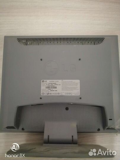 Монитор LG для пк