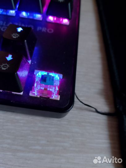 Игровая механическая клавиатура