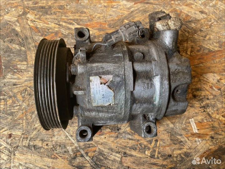 Компрессор кондиционера Nissan Maxima