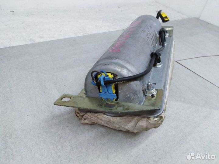 Подушка безопасности в торпеду 72128236292