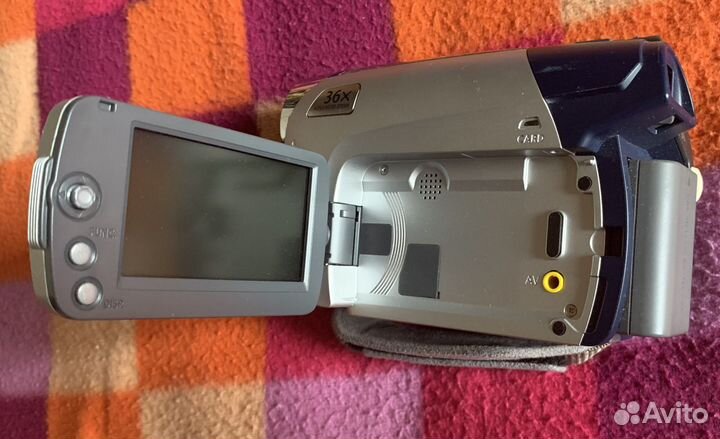 Видеокамера Cаnоn DC301